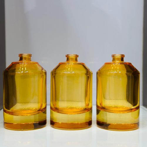 50ML PERFUME BOTTLE COLOURED (GOLDEN)